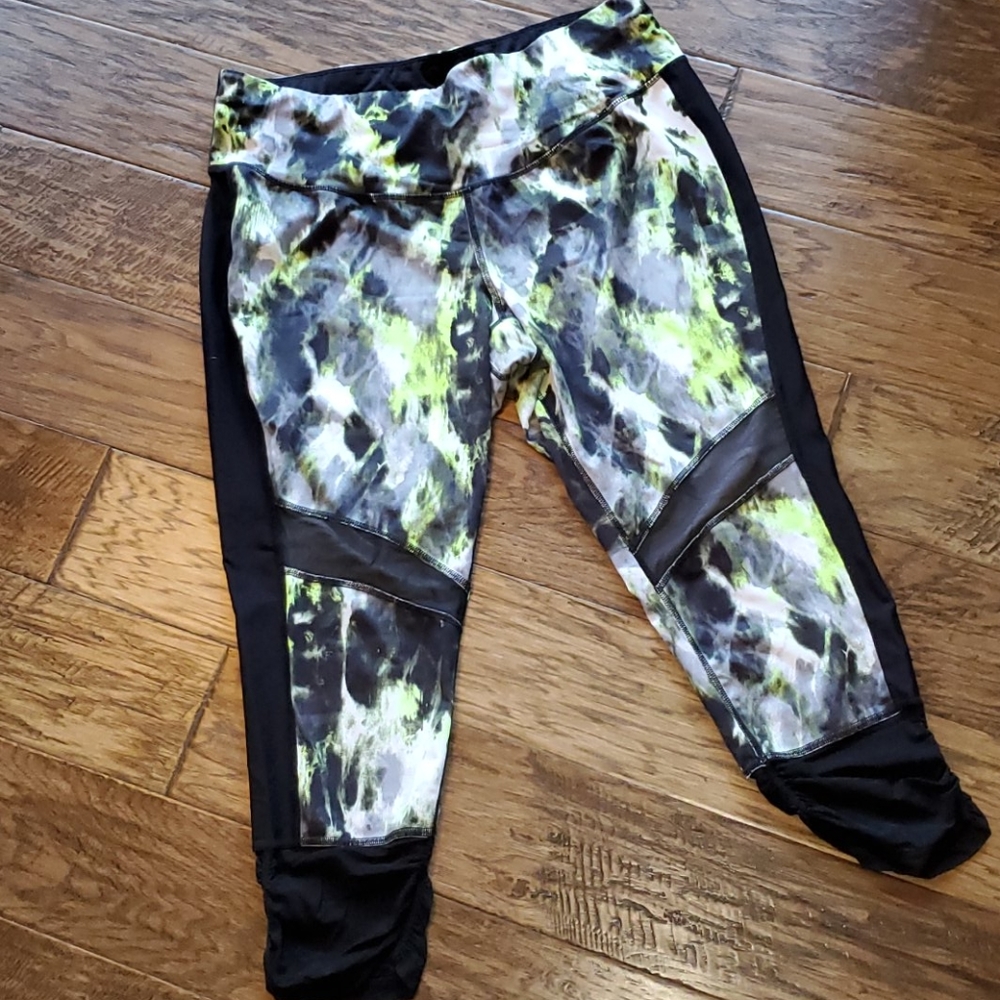 Plus Size Capri Workout Leggings